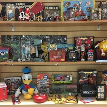 The Item Shop - Video Game Stores Near Me - Normal, Illinois