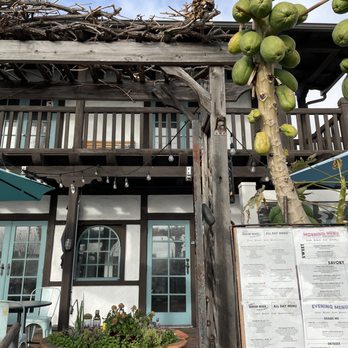 Saigon Beach - Entryway - Vietnamese Near Me - Laguna Beach, California