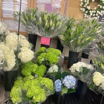 Piggly Wiggly - Beautiful - Grocery Near Me - Homewood, Alabama Piggly Wiggly - Beautiful - Grocery Near Me - Homewood, Alabama