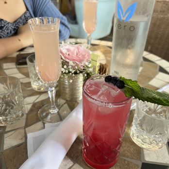 Little Hen - Bellini - Breakfast & Brunch Near Me - Miami, Florida Little Hen - Bellini - Breakfast & Brunch Near Me - Miami, Florida