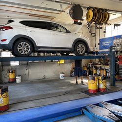 Inn N Out - Oil change time /tire check,fluids filled