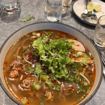 Lua Vietnamese Cuisine - Vietnamese Near Me - Edison, New Jersey
