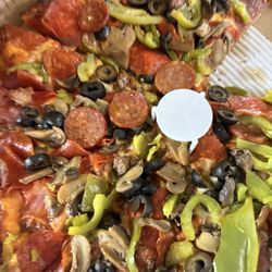 Me-n-Ed's Pizzeria - Large combination