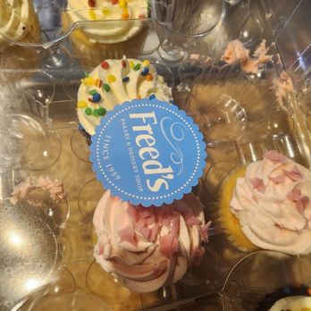Vegas Bakery - Custom Cakes Near Me Vegas Bakery - Custom Cakes Near Me