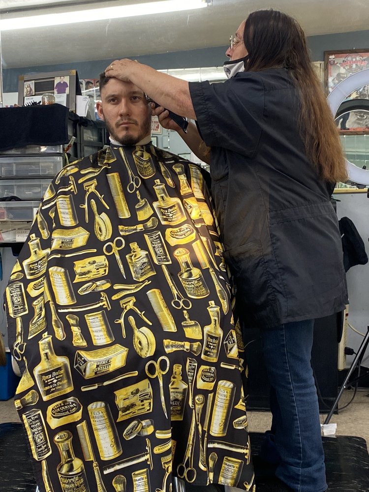 Jose’s Barber Shop Logo