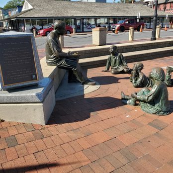 Kunta Kinte - Alex Haley Memorial - Kunta kinte Alex Haley memorial - Landmarks & Historical Buildings Near Me - Edgewater, Maryland