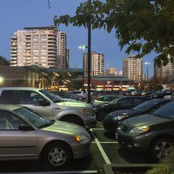 Columbia Square Plaza - Parking lot~