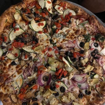 Black Rock Pizza - Captain Cook - Pizza Near Me - Captain Cook, Hawaii