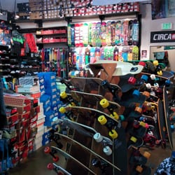 Zumiez