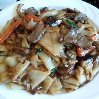 Amina Thai - Beef Drunken Noodle. Yummy and HUGE. - Thai Near Me - Silver Spring, Maryland