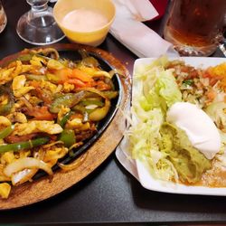 Macho Taco Bar & Grill - Chicken Fajitas