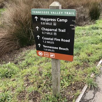 Tennessee Valley - This way to the Chaparral Trail, Coastal Fire Road, and Tennessee Beach in the Tennessee Valley in Marin County. - Hiking Near Me - Mill Valley, California Tennessee Valley - This way to the Chaparral Trail, Coastal Fire Road, and Tennessee Beach in the Tennessee Valley in Marin County. - Hiking Near Me - Mill Valley, California