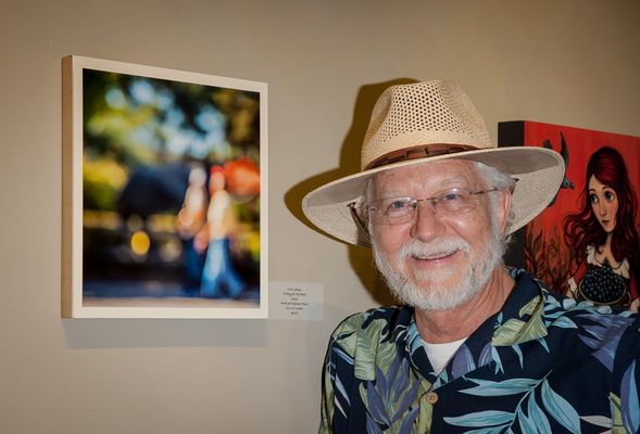 Distinction Gallery by null