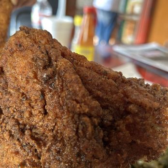 Bully's Restaurant - the best fried chicken - Barbeque Near Me - Jackson, Mississippi