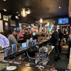 Dillon's - Bar