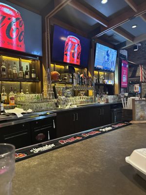 Creatwood Tavern & Rooftop by null