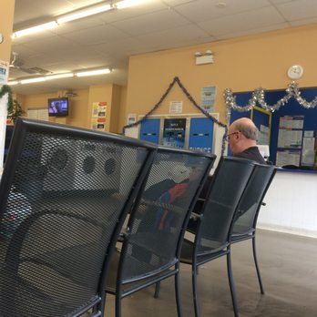 The Friendly Wash Laundromat - two changes machines - Laundromat Near Me - Chicago, Illinois The Friendly Wash Laundromat - two changes machines - Laundromat Near Me - Chicago, Illinois