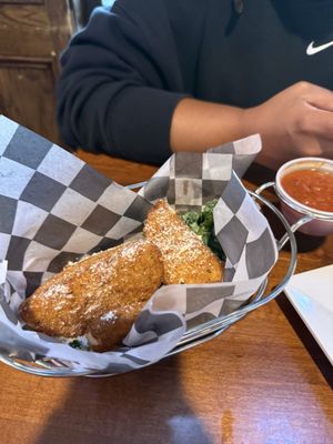 Looney's Pub by null