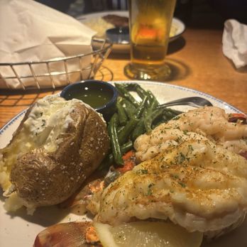 Red Lobster - Lobster Lover's Duo: 2 Lobster Tails & 2 Sides - Seafood Near Me - Etobicoke, Ontario Red Lobster - Lobster Lover's Duo: 2 Lobster Tails & 2 Sides - Seafood Near Me - Etobicoke, Ontario