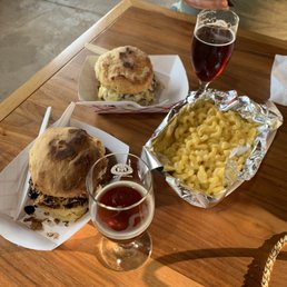 Pimento mac n cheese Fig and pork biscuit (bottom left) Pimento mac n cheese Fig and pork biscuit (bottom left)