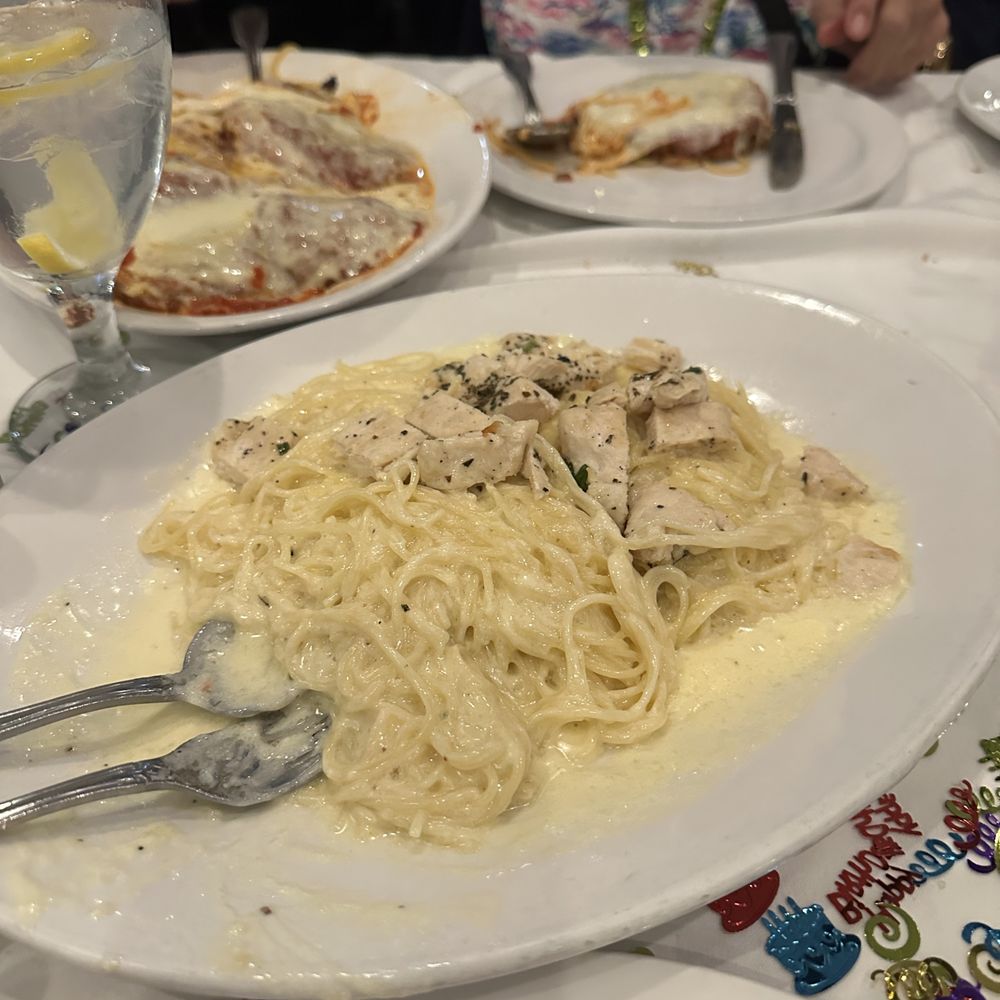 Matteo's Trattoria - Mushy spaghetti no taste - Italian Near Me - Boca Raton, Florida Matteo's Trattoria - Mushy spaghetti no taste - Italian Near Me - Boca Raton, Florida