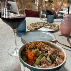 Sugar Salt Sand - Spicy mayonnaise Salmon Poke and Funghi Pizza.