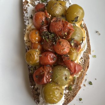 Zak The Baker - Sourdough with heirloom tomatoes perfectly seasoned - Kosher Near Me - Miami, Florida Zak The Baker - Sourdough with heirloom tomatoes perfectly seasoned - Kosher Near Me - Miami, Florida