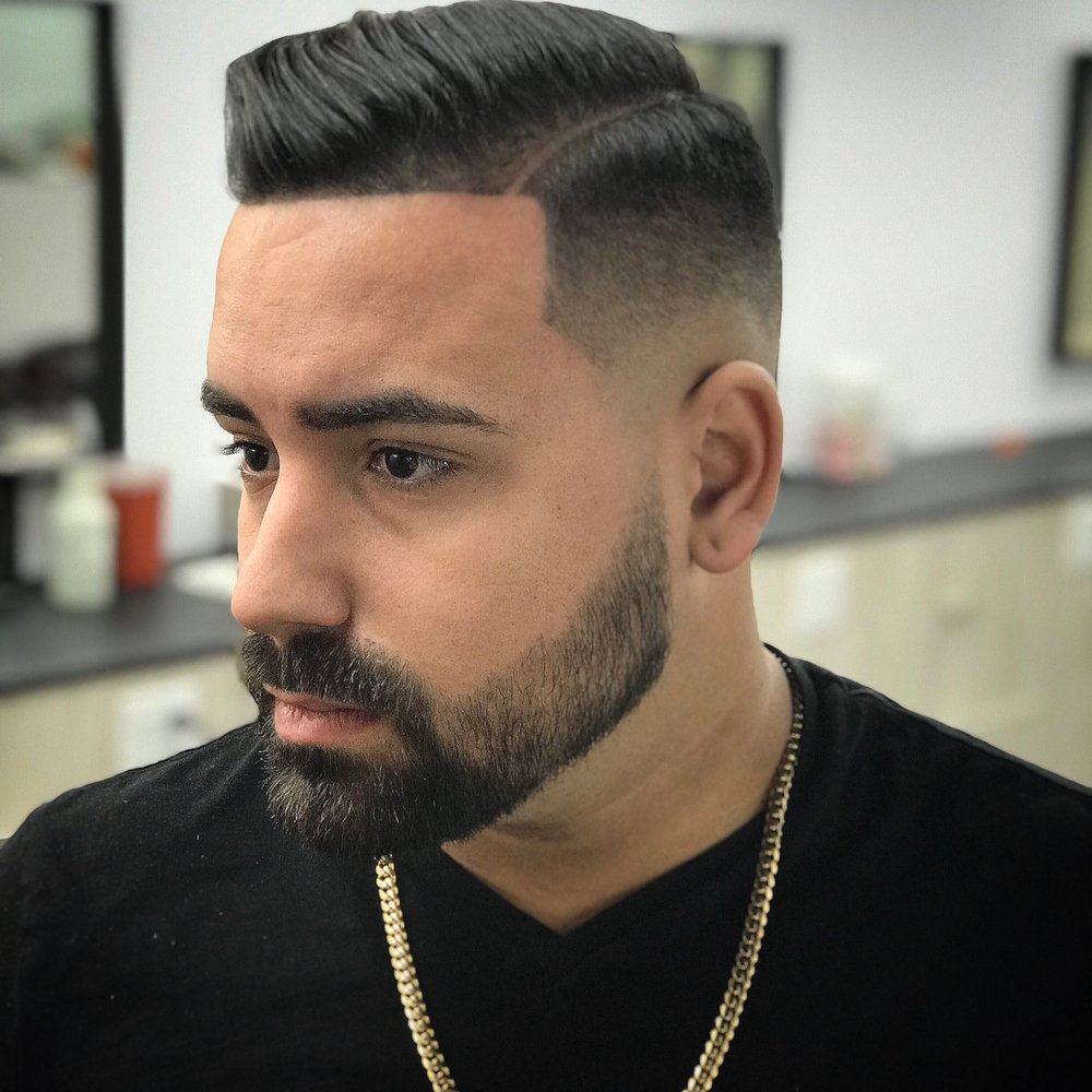 Mata's Barber Shop Logo