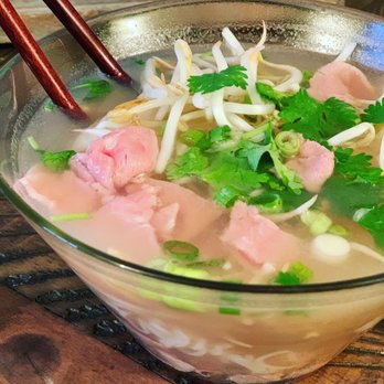 Bamboo Pho & Tea - Rare beef pho - Vietnamese Near Me - Camp Hill, Pennsylvania