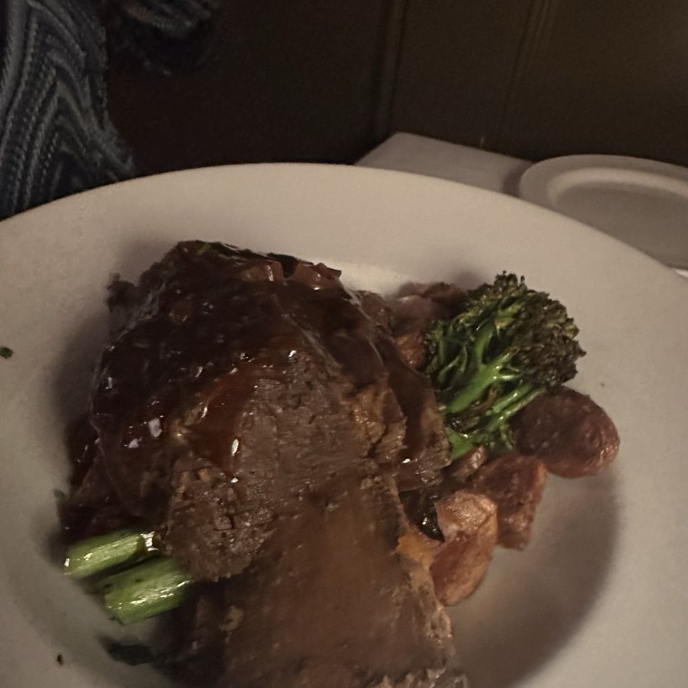 Rick Erwin's Eastside - Short ribs - Steakhouses Near Me - Greenville, South Carolina Rick Erwin's Eastside - Short ribs - Steakhouses Near Me - Greenville, South Carolina