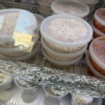 HanaPa'a 2 - Carry out assorted dips, salads and more - Poke Near Me - Honolulu, Hawaii