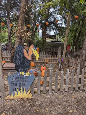 Vala's Pumpkin Patch & Apple Orchard by null