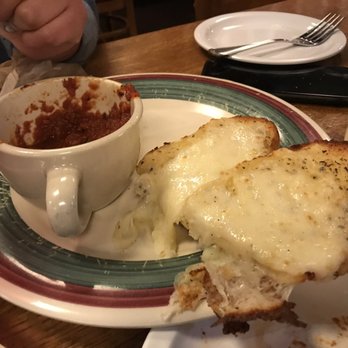 Giovanni's - Pizza Near Me - Mammoth Lakes, California