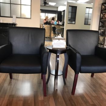 Astoria Salon and Day Spa - Waiting area - Hair Salons Near Me - Redlands, California