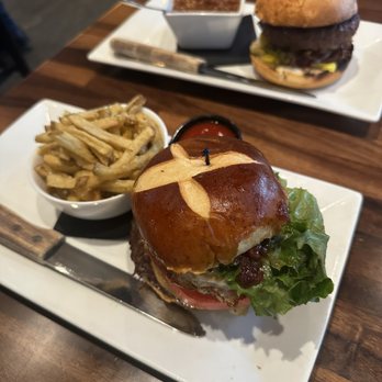The Hangry Bison - The Doddzilla - Burgers Near Me - Winter Garden, Florida The Hangry Bison - The Doddzilla - Burgers Near Me - Winter Garden, Florida