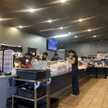 Maru Sushi Bar - Sushi Bars Near Me - Los Angeles, California