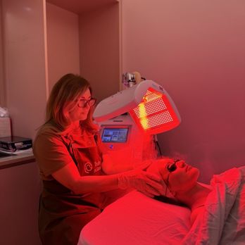 Touch N Glam - Lift & Tone treatment with LED Light Therapy - Skin Care Near Me - Irvine, California