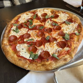 Mountainhouse Tavern - Pepperoni pizza - Pubs Near Me - Greentown, Pennsylvania Mountainhouse Tavern - Pepperoni pizza - Pubs Near Me - Greentown, Pennsylvania