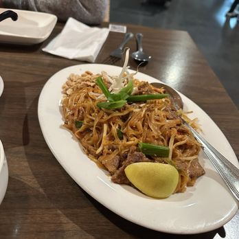 Spice It Up! - 1. Pad Thai - Thai Near Me - Stockton, California