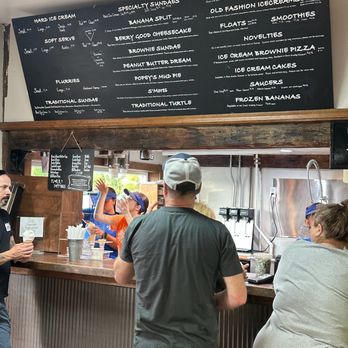 Popey's Ice Cream Shoppe - Ice Cream & Frozen Yogurt Near Me - Morris, Connecticut