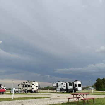Creek Side Resort - Brewing storm over Creek Side Resort, Hays, KS - 08MAY21 - RV Parks Near Me - Hays, Kansas Creek Side Resort - Brewing storm over Creek Side Resort, Hays, KS - 08MAY21 - RV Parks Near Me - Hays, Kansas