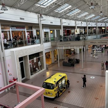 MainPlace Mall - Shopping Centers Near Me - Santa Ana, California