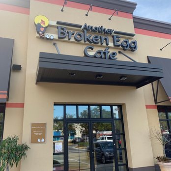 Another Broken Egg Cafe - Breakfast & Brunch Near Me - Winter Park, Florida
