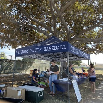 Oak Knoll Park - Food for everyone, support Cypress Youth Baseball leagues. Located in the back of the park near newly remodeled bathrooms. - Parks Near Me - Cypress, California