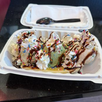 Ice Dream - Banana split - Bubble Tea Near Me - Sacramento, California Ice Dream - Banana split - Bubble Tea Near Me - Sacramento, California