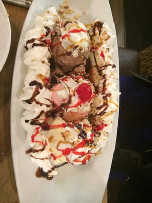 Pinecrest Diner by null