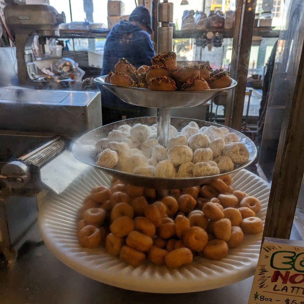 Daily Dozen Doughnut - Cute mini doughnuts - Bakeries Near Me - Seattle, Washington Daily Dozen Doughnut - Cute mini doughnuts - Bakeries Near Me - Seattle, Washington