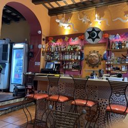 El Parnaso - Bar area