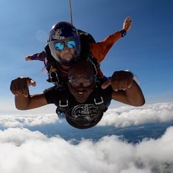 Midwest Freefall - Look mom I'm flying!