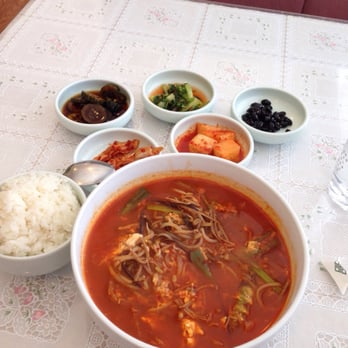 Samwon Garden Restaurant - Spicy Beef Soup - Korean Near Me - Lakewood, Washington Samwon Garden Restaurant - Spicy Beef Soup - Korean Near Me - Lakewood, Washington